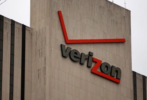 US Gov’t collecting phone records from Verizon